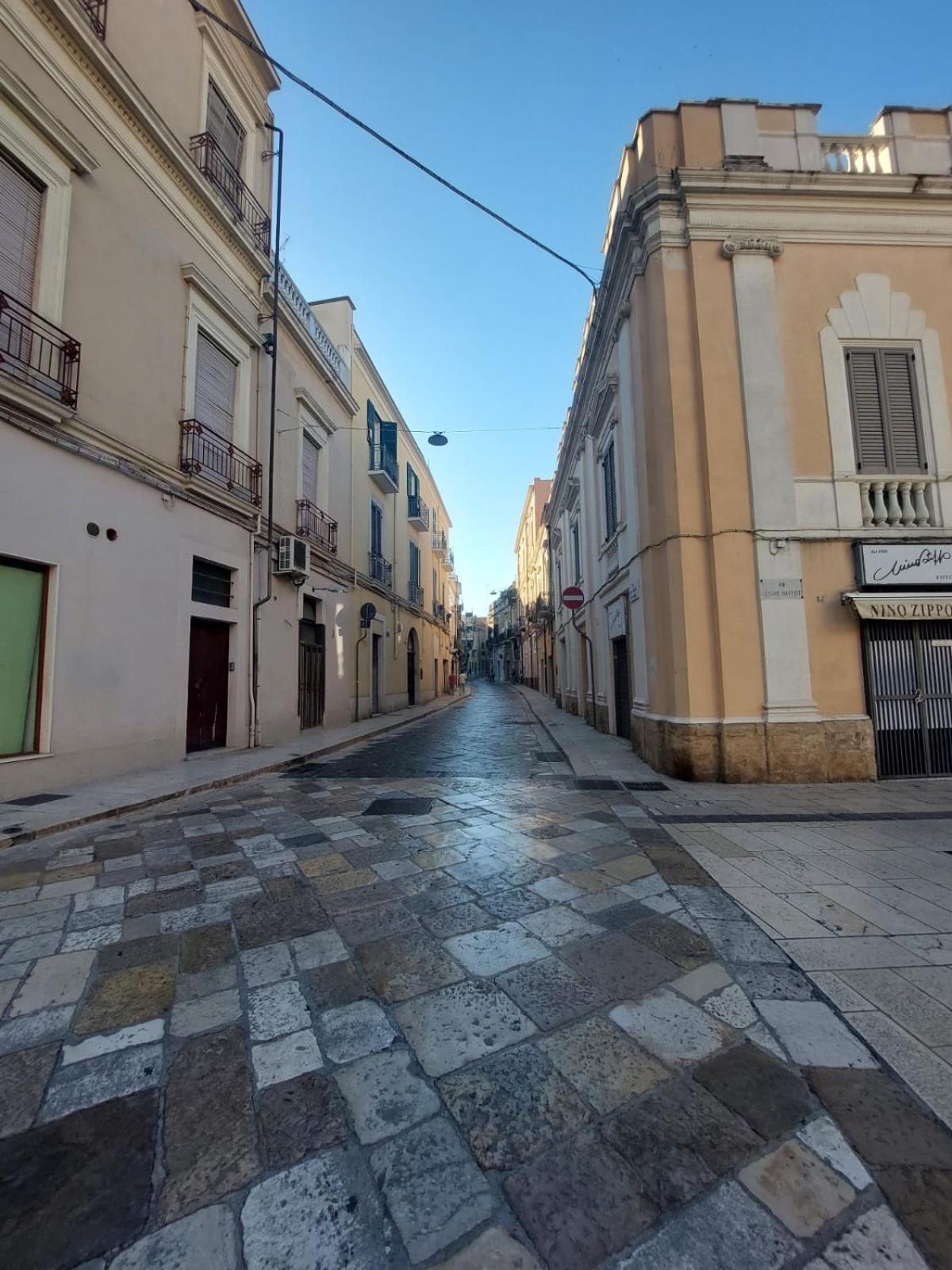 Large Double Room,1622790874:JPEG